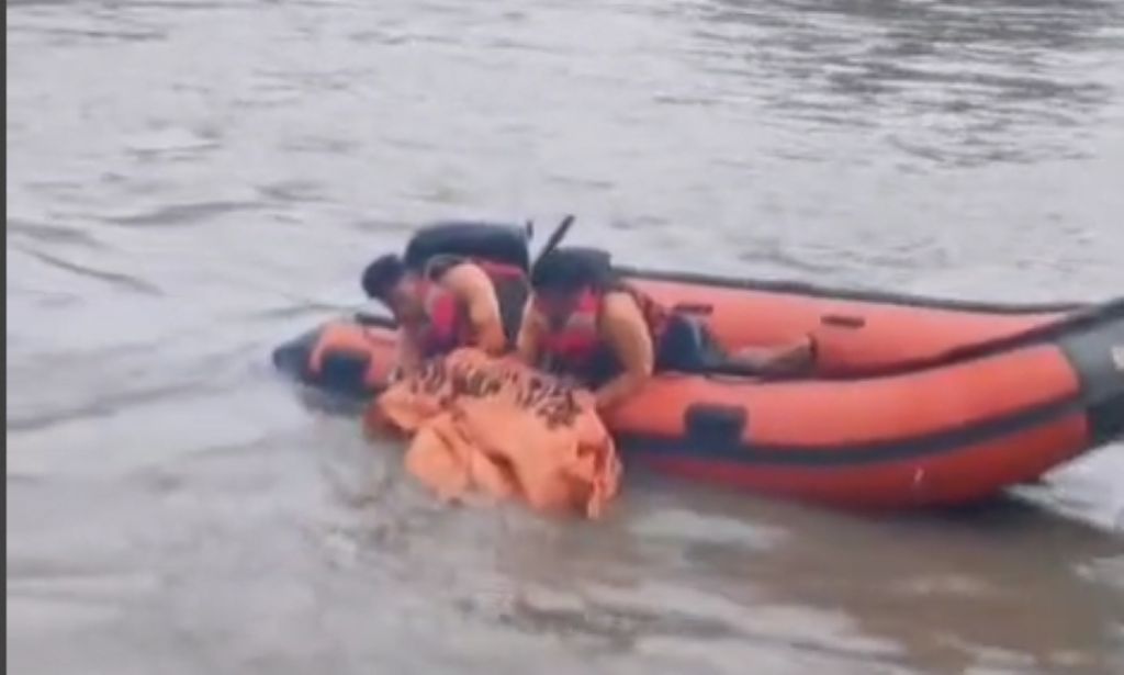 Kakek 69 Tahun yang Dilaporkan Tenggelam Kali Jagir, Ditemukan Meninggal Dunia