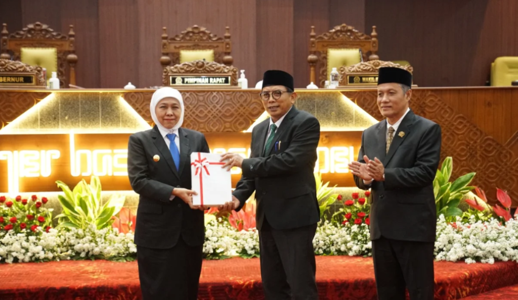 Paripurna DPRD Jatim Sahkan Rekomendasi LKPJ, Pansus Resmi Usai