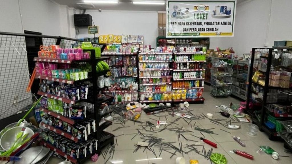 Sapi Kurban Lepas dan Masuk Minimarket di Bogor, Sempat Kejar Warga