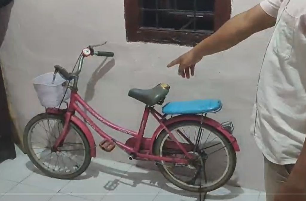 Sepeda Butut Saksi Bisu Pembunuhan Sadis Siswi MI di Banyuwangi