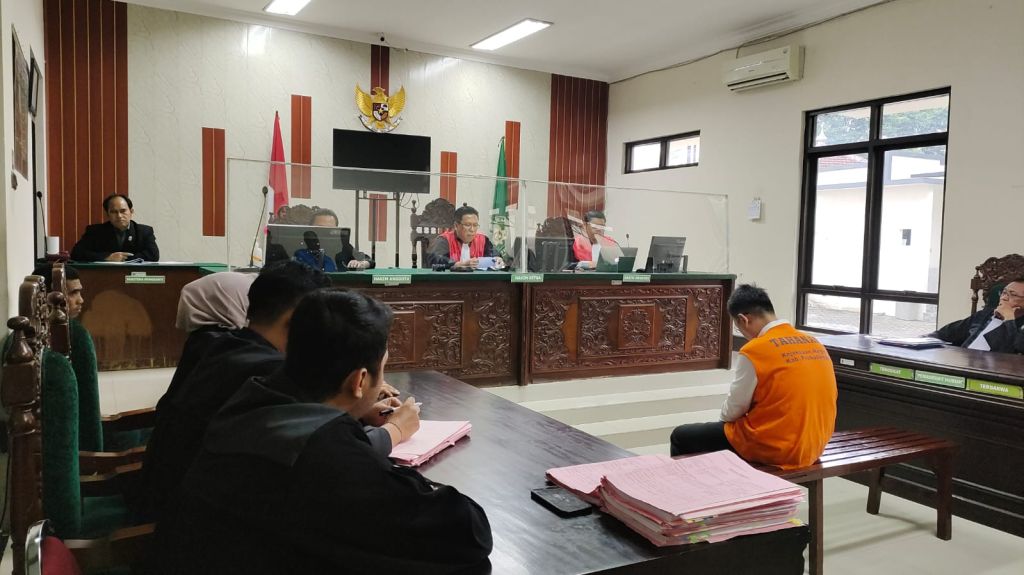 Terdakwa Karhutla Bromo Divonis 2,6 Tahun dan Denda Rp 3,5 M