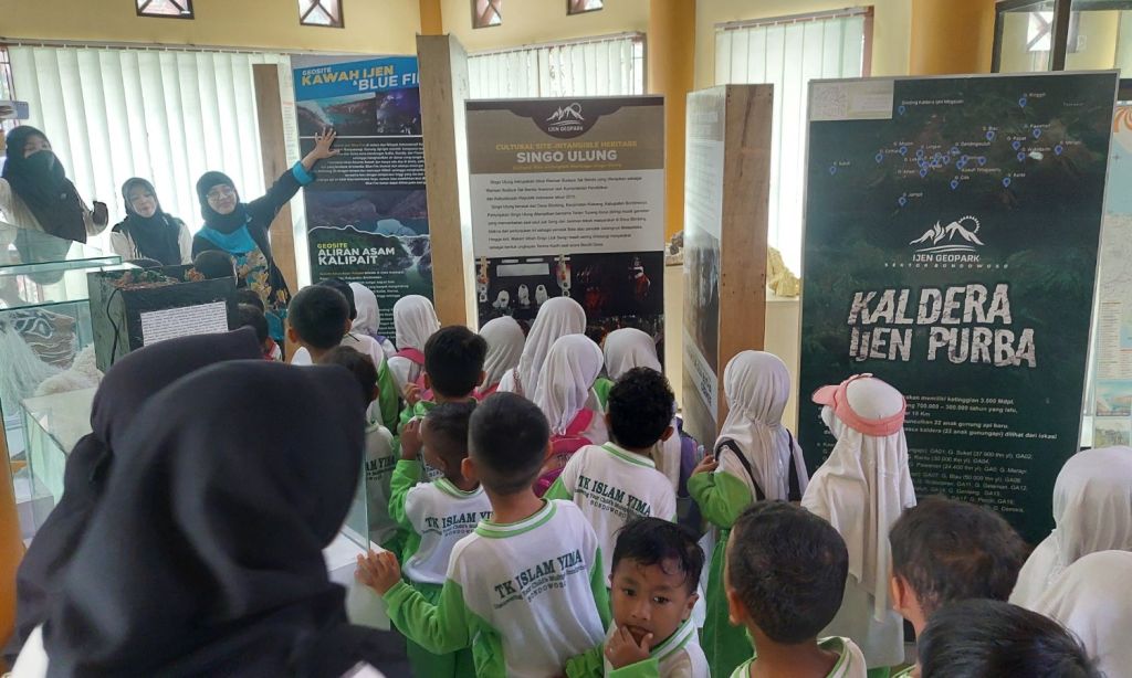 Ratusan Siswa TK di Bondowoso Dikenalkan Ijen Geopark