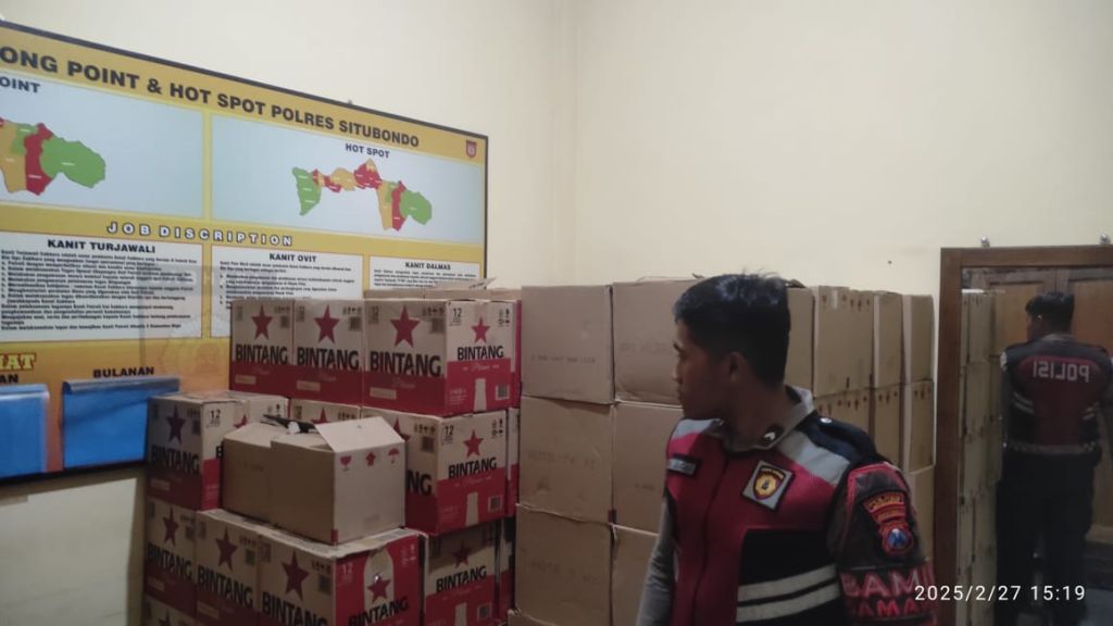 Jelang Ramadan, Polres Situbondo Sita Ribuan Botol Miras Ilegal Berbagai Merek