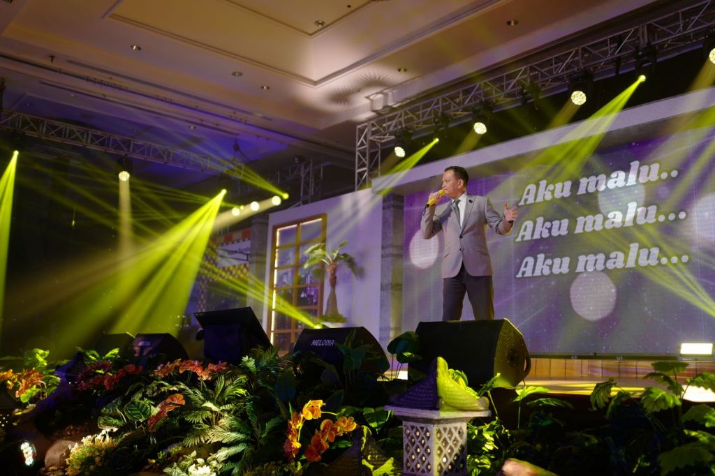 Yuni Shara dan Hedi Yunus Meriahkan Memorabilia Intimate Dinner di Surabaya