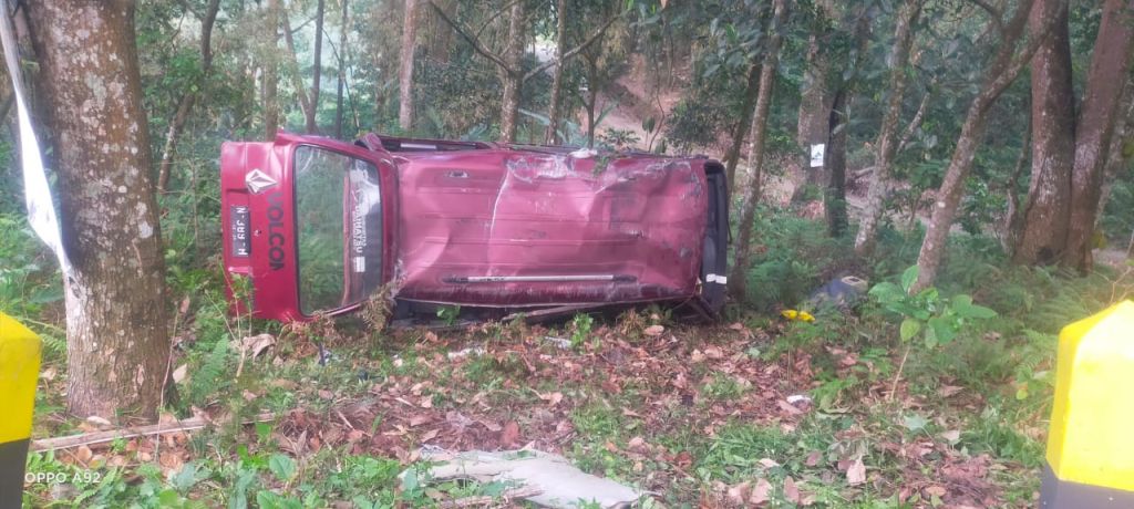 Zebra Seduruk Brio di Turunan Ekstrem MT Lorokan Mojokerto Hingga Masuk Jurang