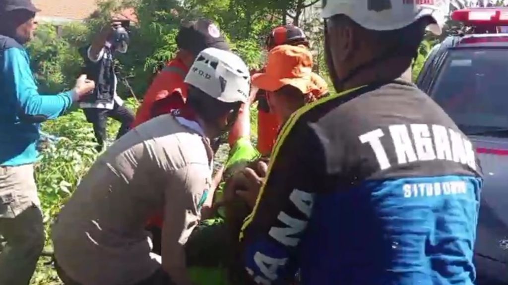 Menakar Kecepatan TRC Situbondo Mengevakuasi Ibu Hamil Tertimpa Pohon Tumbang