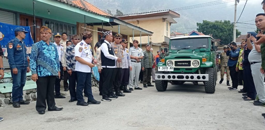 Jelang Nataru Pemkab Probolinggo Uji Kelayakan Jeep di Wisata Bromo