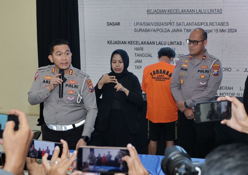Polisi Ungkap Fakta Baru Kasus Tabrak Lari Tewaskan Pemotor di Surabaya