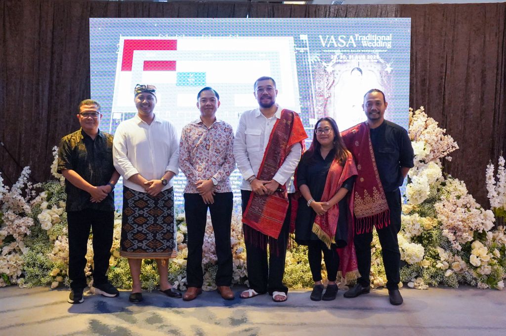 Vasa Traditional Wedding: Rangkaian Cinta dalam Warisan Budaya