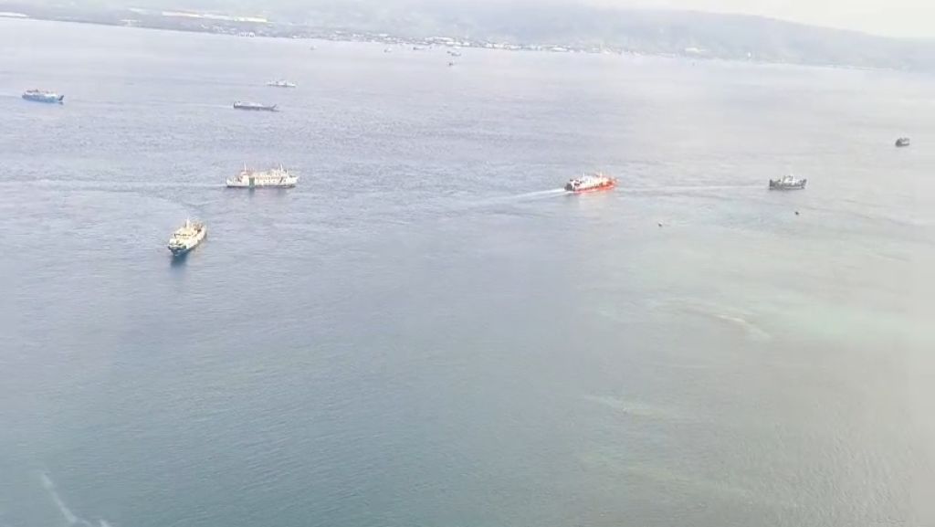 Polda Jatim Juga Terjunkan Drone Bawah Laut Cari Korban Kapal Tenggelam Selat Bali