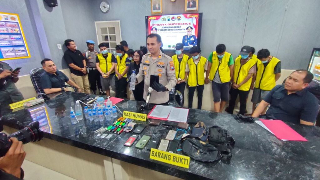 Penangkapan 11 Orang di Kunti Surabaya, Pengedar dan Pemilik Warung Sabu Lolos