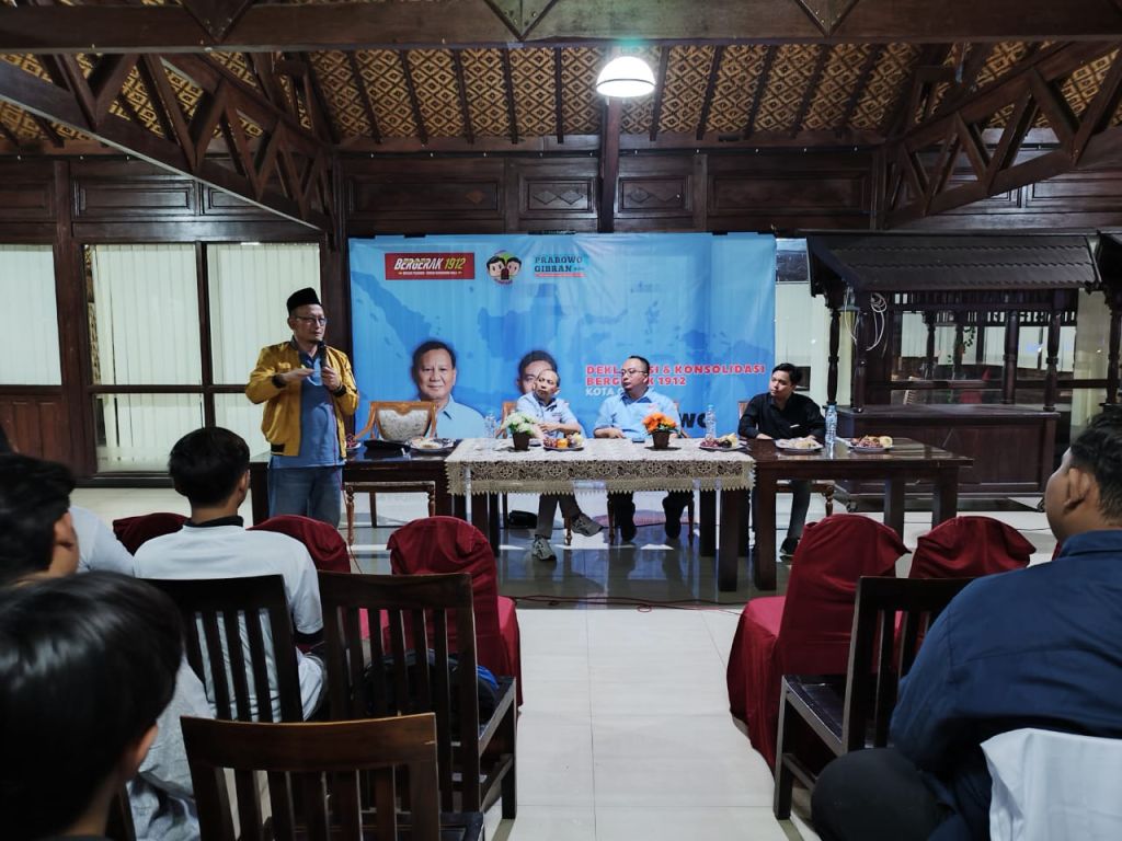 Relawan Bergerak 1912 Gresik Deklarasikan Prabowo-Gibran Menang Satu Putaran