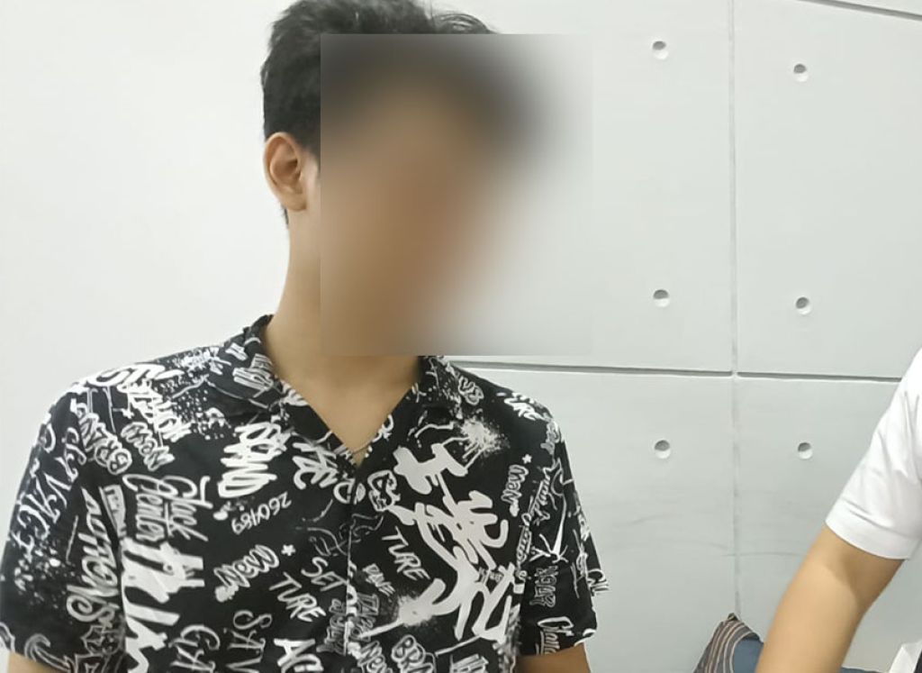 Dipulangkan dari Polsek Sukolilo, Pria di Surabaya Bantah Beri Uang ke Polisi