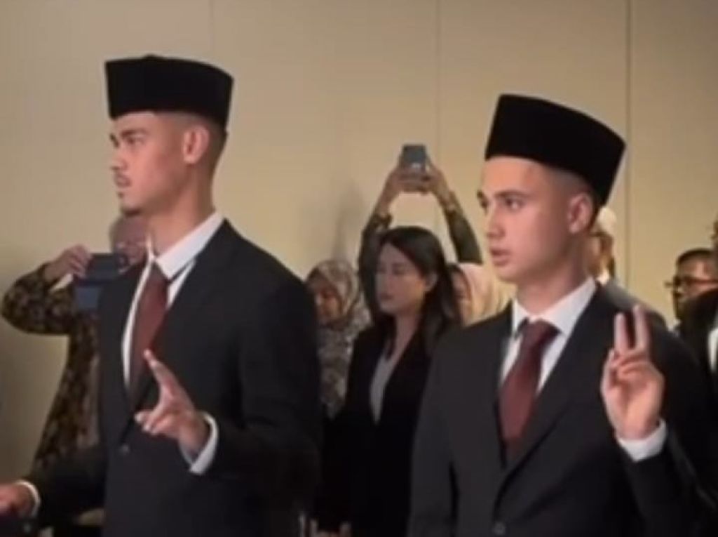 Mees Hilgers dan Eliano Reijnders Resmi WNI, Siap Perkuat Timnas Indonesia