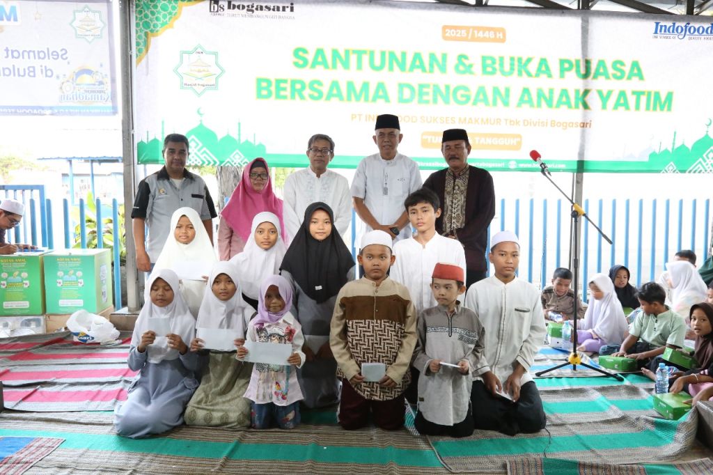 Bogasari Bagikan 1620 Paket Sembako hingga Santuni Anak Yatim dan Disabilitas