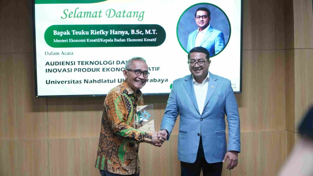Kunjungi Unusa, Menteri Ekonomi Kreatif Kepincut Inovasi Mobile Water and Incinerator