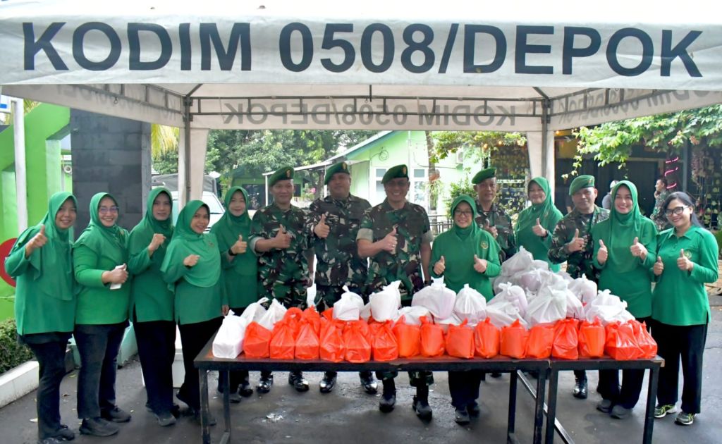 Kodim 0508/Depok Gelar Aksi Berbagi Takjil, Wujud Kepedulian kepada Masyarakat di Bulan Ramadan