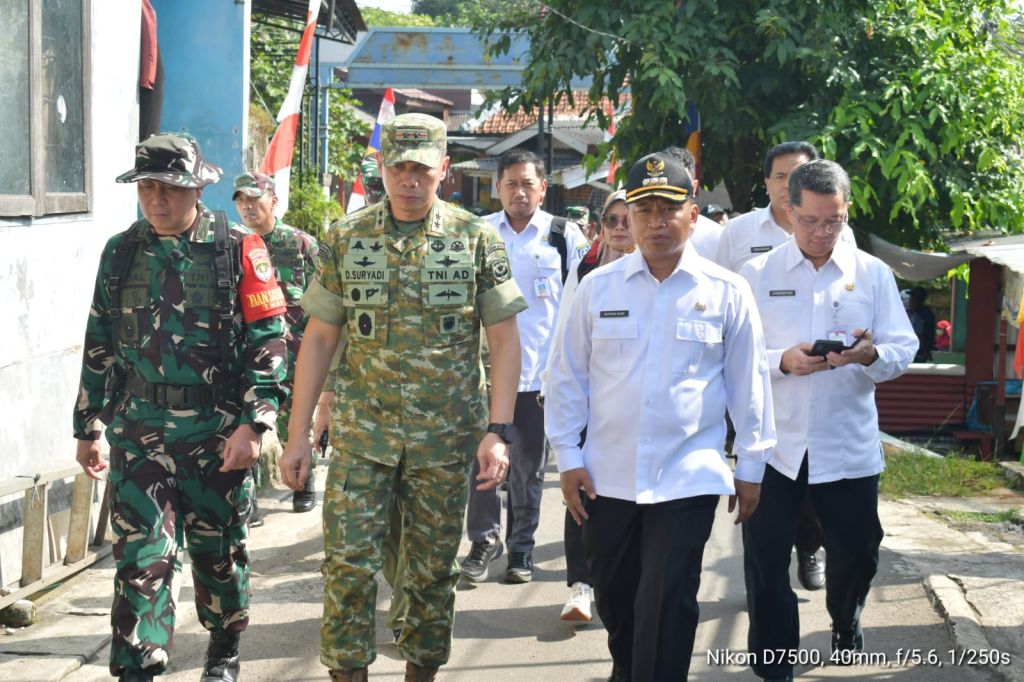 TMMD Ke-127 Ditutup, Pangdam Jaya Tekankan Semangat Gotong Royong