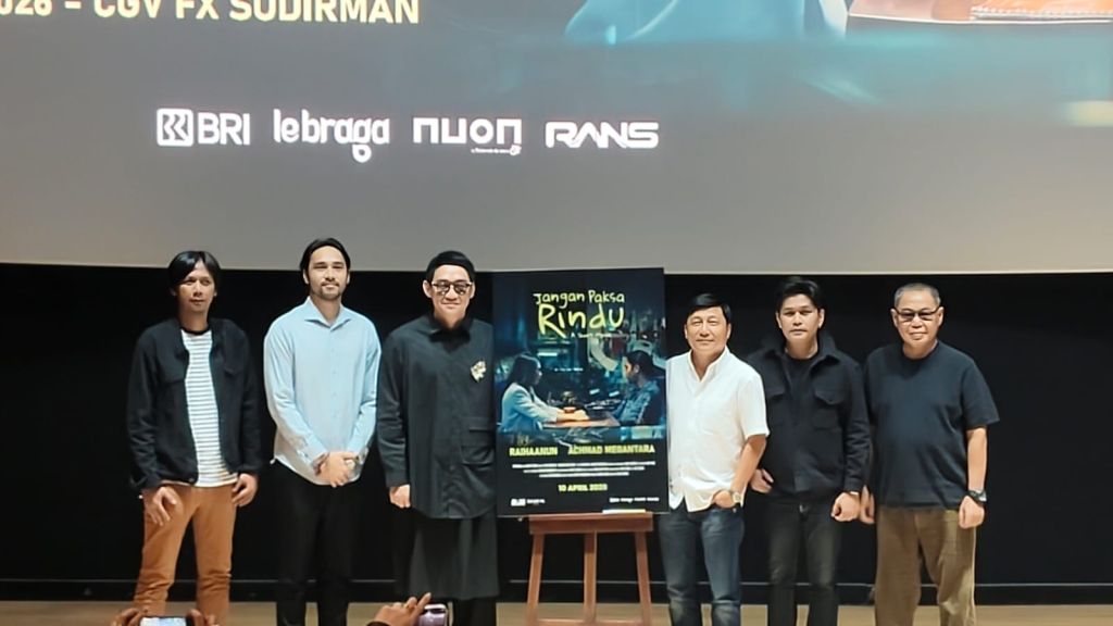 Ifan Seventeen Hadirkan 'Jangan Paksa Rindu' dalam Format Short Movie
