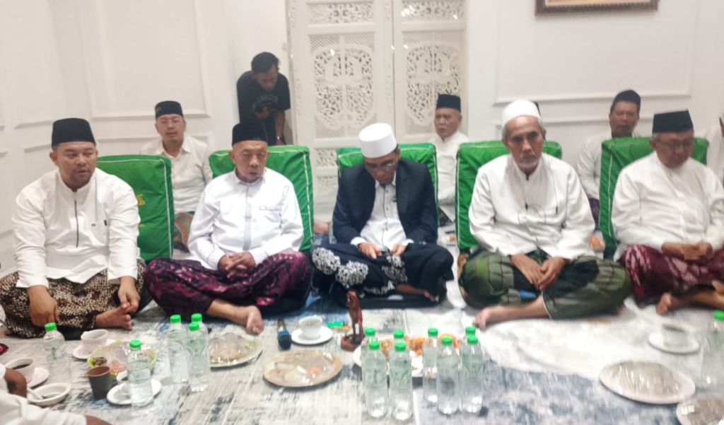 Dzikir dan Doa Jamaah JASNU, Antar Dewan Pendidikan Surabaya, Sukma Sahadewa Menuju Tanah Suci