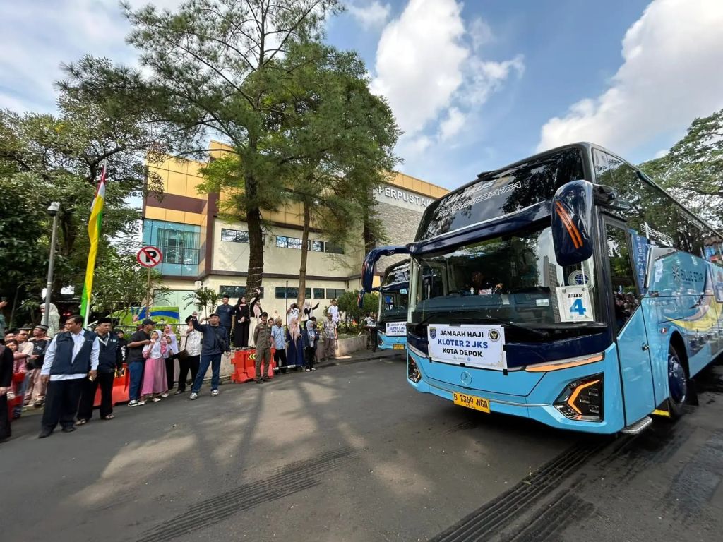 445 Jemaah Haji Depok Kloter Perdana Diberangkatkan, Wali Kota Titip Pesan Jaga Kesehatan