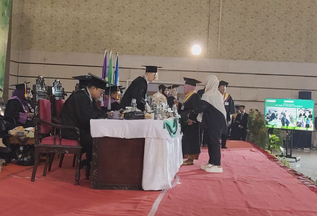 280 Difabel Jadi Mahasiswa Unipar Jember, 12 di Antaranya Diwisuda Hari Ini