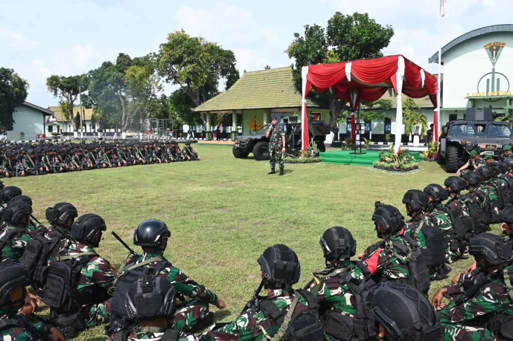 Pangdam V/Brawijaya Pastikan Kesiapan Pasukan Yonif 500/Sikatan